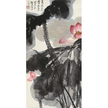 何海霞红荷立轴设色纸本